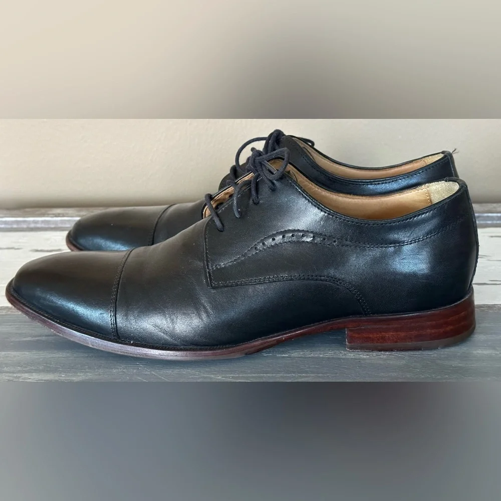 Johnston & Murphy Men's McClain Cap Toe Oxford dress shoe -‎ Size 9.5